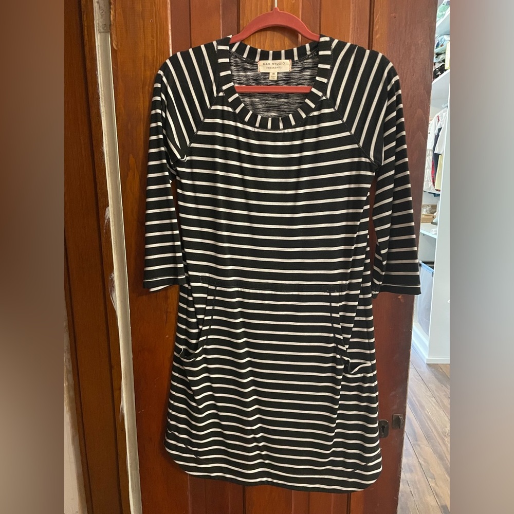 Stripped 3/4 sleeve dress
